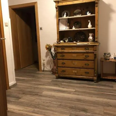 Jung Apartment *